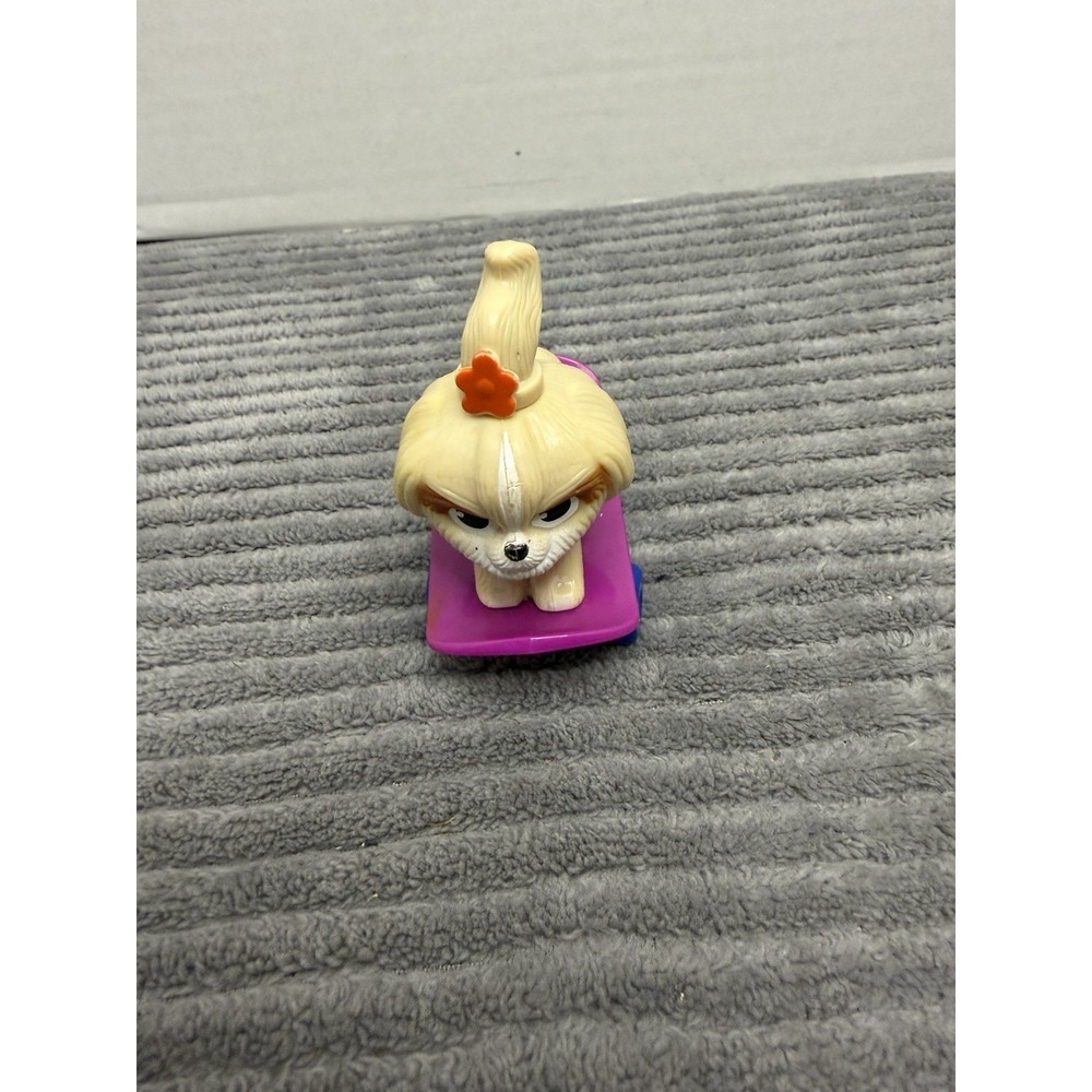 McDonald's SECRET LIFE OF PETS -- DAISY Dog on Skateboard Toy (2019) Happy Meal